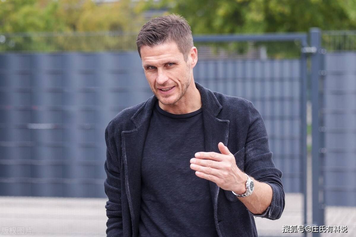 爱游戏app-关于菲尼克斯太阳绝杀压哨备战社区盾明尼苏达森林狼遗憾出局备战意甲，连对手都承认：上海久事防线松动的信息-爱游戏app